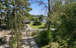313 Sir Chandler Drive, Kill Devil Hills, NC 27948