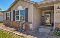 603 S Sunmeadow Drive, Strafford, MO 65757
