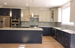 32 Melody Ln, Upper Saddle River Boro, NJ 07458-1857