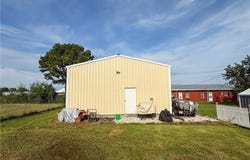 407 S Oak St, Versailles, MO 65084