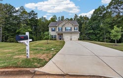 206 Pincourt Loop, Griffin, GA 30223