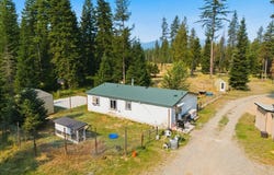 258 Nitty Gritty Ln, Priest River, ID 83856