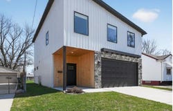 23112 Vassar Avenue, Hazel Park, MI 48030