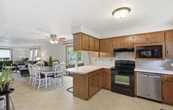2605 W BIG BEND Drive, APPLETON, WI 54914-1560
