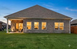 105 DAISY Dr, Somerville, TN 38068-0000