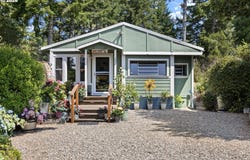 252 OUTER Dr, Florence, OR 97439