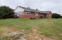 1624 Red Bottom Road, Brookneal, VA 24528