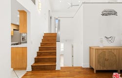 1222 N Kings Rd, West Hollywood, CA 90069