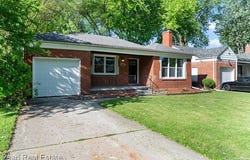 20910 Van Antwerp, Harper Woods, MI 48225