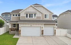 3377 E BRIDGE St, Eagle Mountain, UT 84005