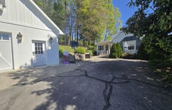 570 Valley Drive, Bristol, VA 24201