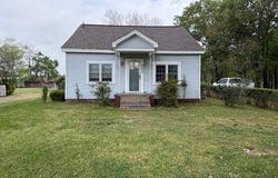 202 W 12th, DeWitt, AR 72042