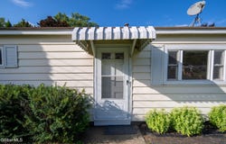 31 Riverview Drive, Niskayuna, NY 12309