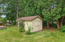 Springfield Lake Drive, Akron, OH 44312