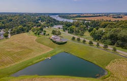 208 Lakeview Terrace, Glasgow, MO 65254