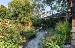 9 Orchard St, Northampton, MA 01060