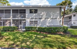 563 MIDWAY TRAK, OCALA, FL 34472