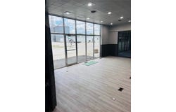100 NE 2nd Street, Hardin, MO 64035