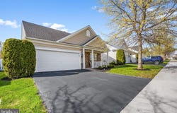 328 SENTINEL LN, NEWARK, DE 19702