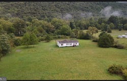 305 N RIVER RUN Boulevard, DELRAY, WV 26714