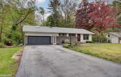 129 Okara Drive, Schenectady, NY 12303