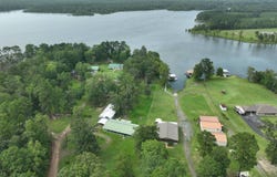52 N SHORESIDE DR, FLORIEN, LA 71486