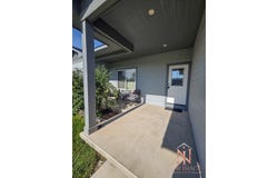308 Park View Drive, Garden City, KS 67846