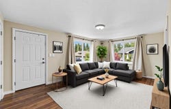 527 E 8th Ave, Spokane, WA 99202-1207