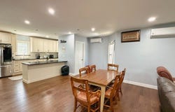 156 E 8Th Ave, Roselle Boro, NJ 07203-2032