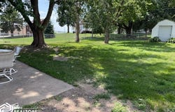 1813 Crestview Drive, Carroll, IA 51401