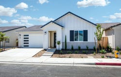 1640 Bloom Avenue, Clovis, CA 93619