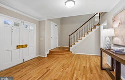 1162 OLD STAGE Court, MCLEAN, VA 22102