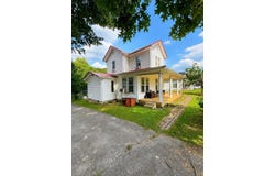 192 N Buckingham Ave, West Van Lear, KY 41268