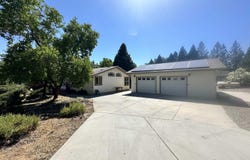 20511 Nob Hill Cir, Groveland, CA 95321