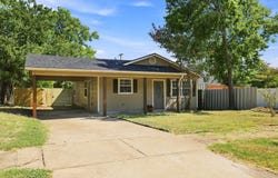 217 E Hull Street, Denison, TX 75021