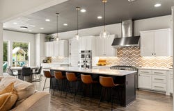 443 Two Creeks Ln, Austin, TX 78737