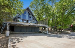 86 Queens Drive, Pottsboro, TX 75076