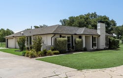 1301 Davis Lane, Terrell, TX 75160