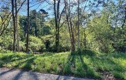 Alexes Lane, Ripley, WV 25271