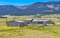 30 Wineglass Loop N, Livingston, MT 59047