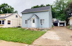125 S 7TH ST, Cherokee, IA 51012