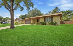 2403 Caprice Avenue, Denison, TX 75020