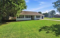 704 W Bells Boulevard, Bells, TX 75414
