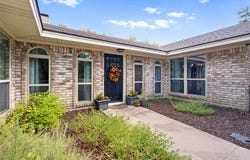 402 Coachlight Trail, Rockwall, TX 75087