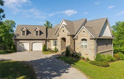 1011 E Uniontown ST, Van Buren, AR 72956