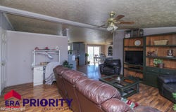 540 Sheridan St, Upton, WY 82730