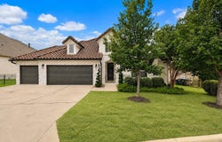 19618 Summit Glory Trl, Spicewood, TX 78669