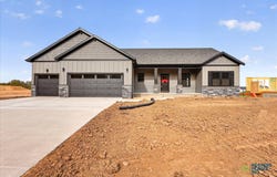 1729 Blaketon Drive NW, Grand Rapids, MI 49534