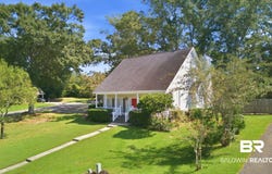 1313 E Carson Rd, Mobile, AL 36695