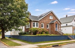 25 Davey St, Bloomfield Twp., NJ 07003-5117